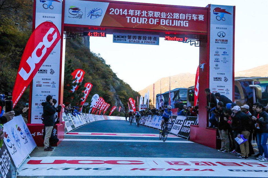 赛地聚焦——欧联赛后热度飙升，罗马回应争议，更衣室稳定，心理建设被强调的简单介绍-九游娱乐